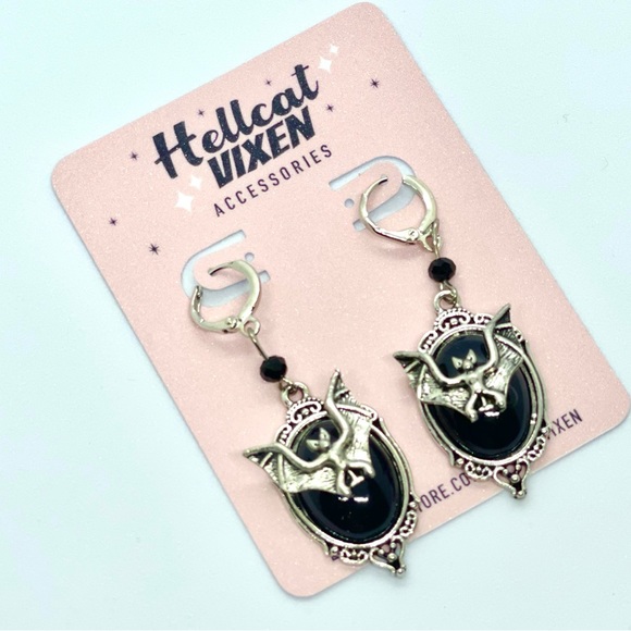 Vintage Antiqued Cameo Bat Gothic Dangling Earrings - Picture 6 of 10